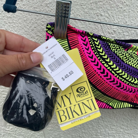NWT Ripcurl Bikini Top - Picture 3 of 8